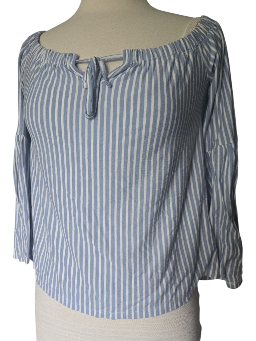 AEO BLUE WHITE STRIPE OFF THE SHOULDER TOP - L